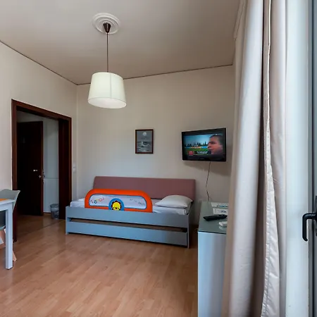 Hotel apartamentowy 7palms 2*