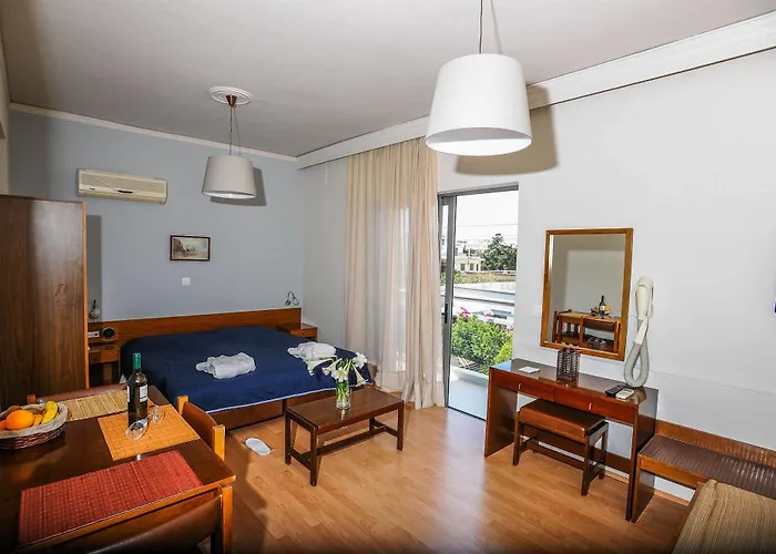 Aparthotel 7palms 2*