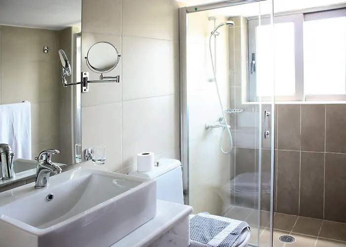 Ξενοδοχείο με διαμερίσματα 7palms