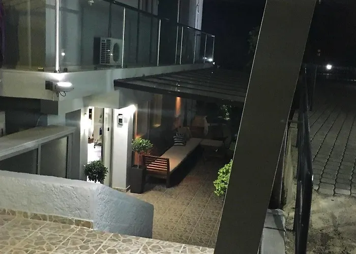 7palms Ξενοδοχείο με διαμερίσματα 2*